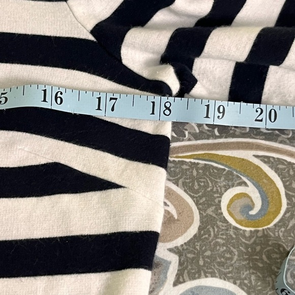 Talbots Black and White Striped 3/4 Bell Sleeve Blouse. Size Medium - Picture 6 of 7